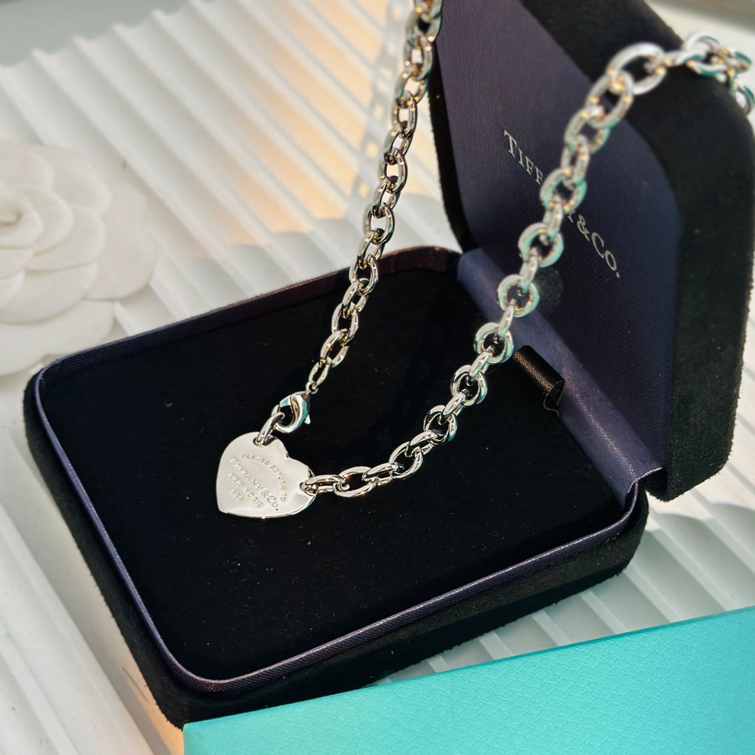Tiffany Return to Heart Tag Chain Link 18K Gold Necklace
