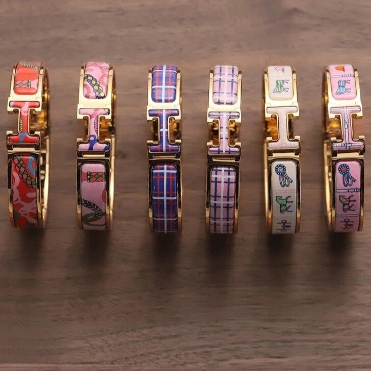Hermes Clic Purple 18K Gold Bracelet