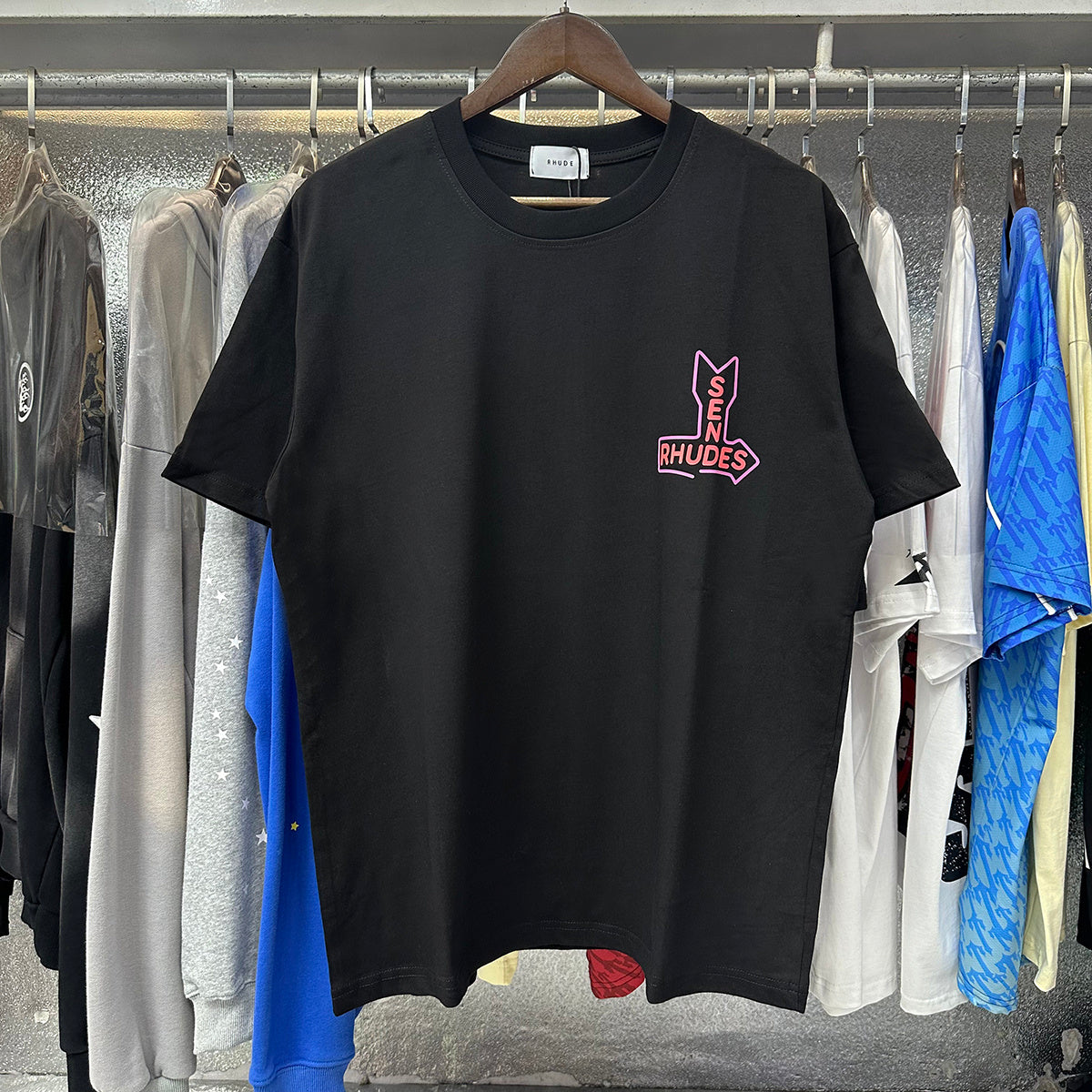 Rhude T-shirts Sunday Morning Fever Pink Arrow Print Men's and Women's Crew Neck Short Sleeves