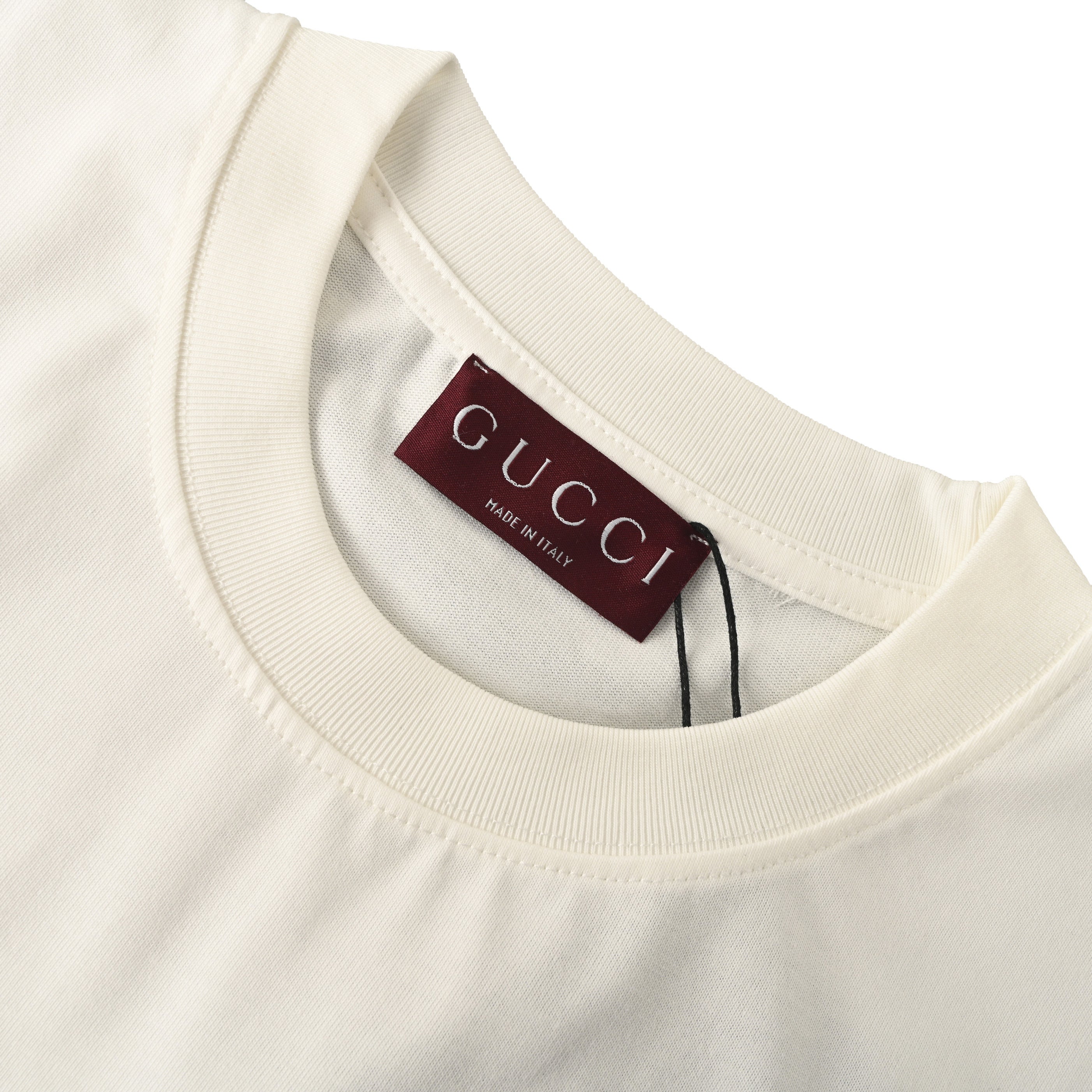 New brand new Gucci T-shirt