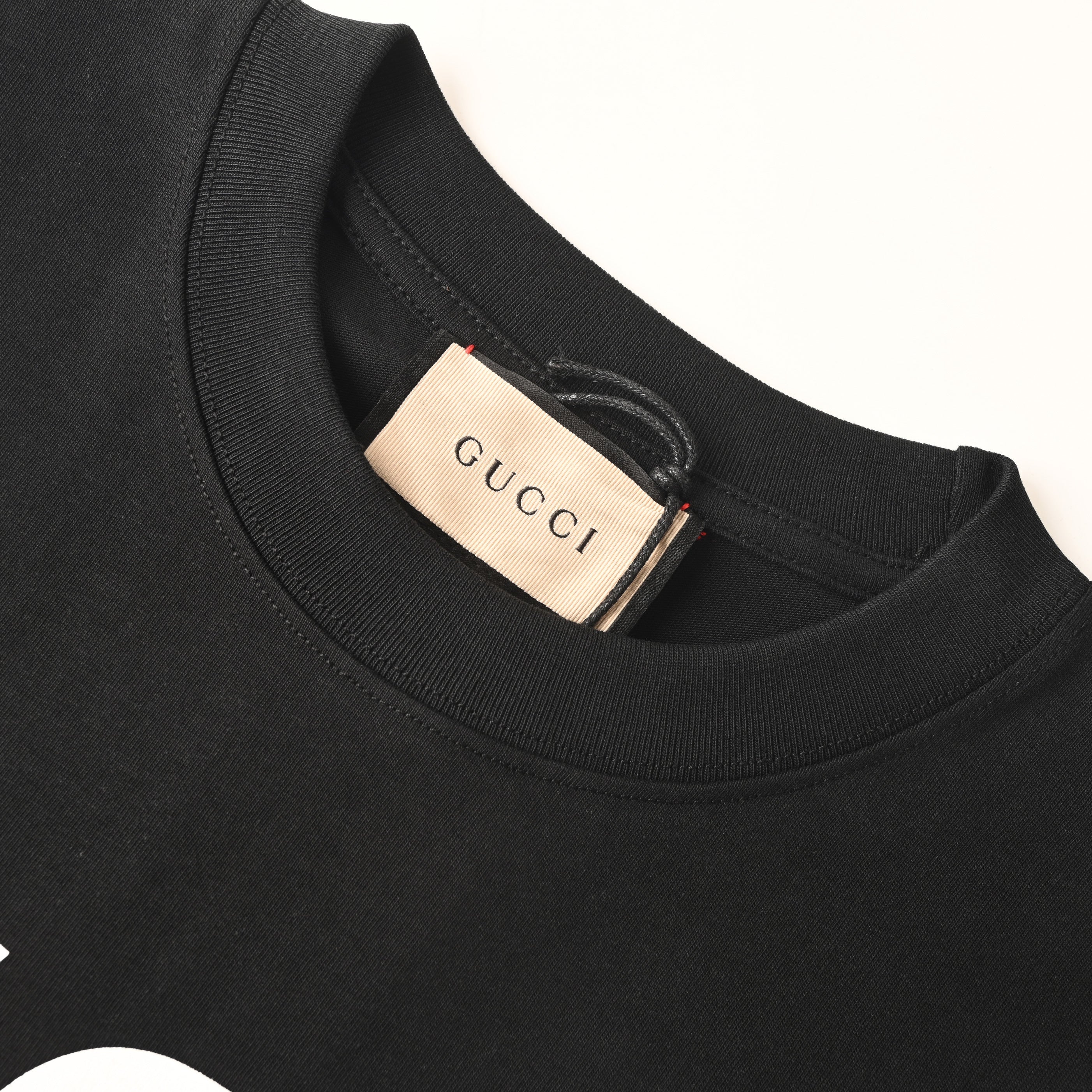 New brand new Gucci T-shirt