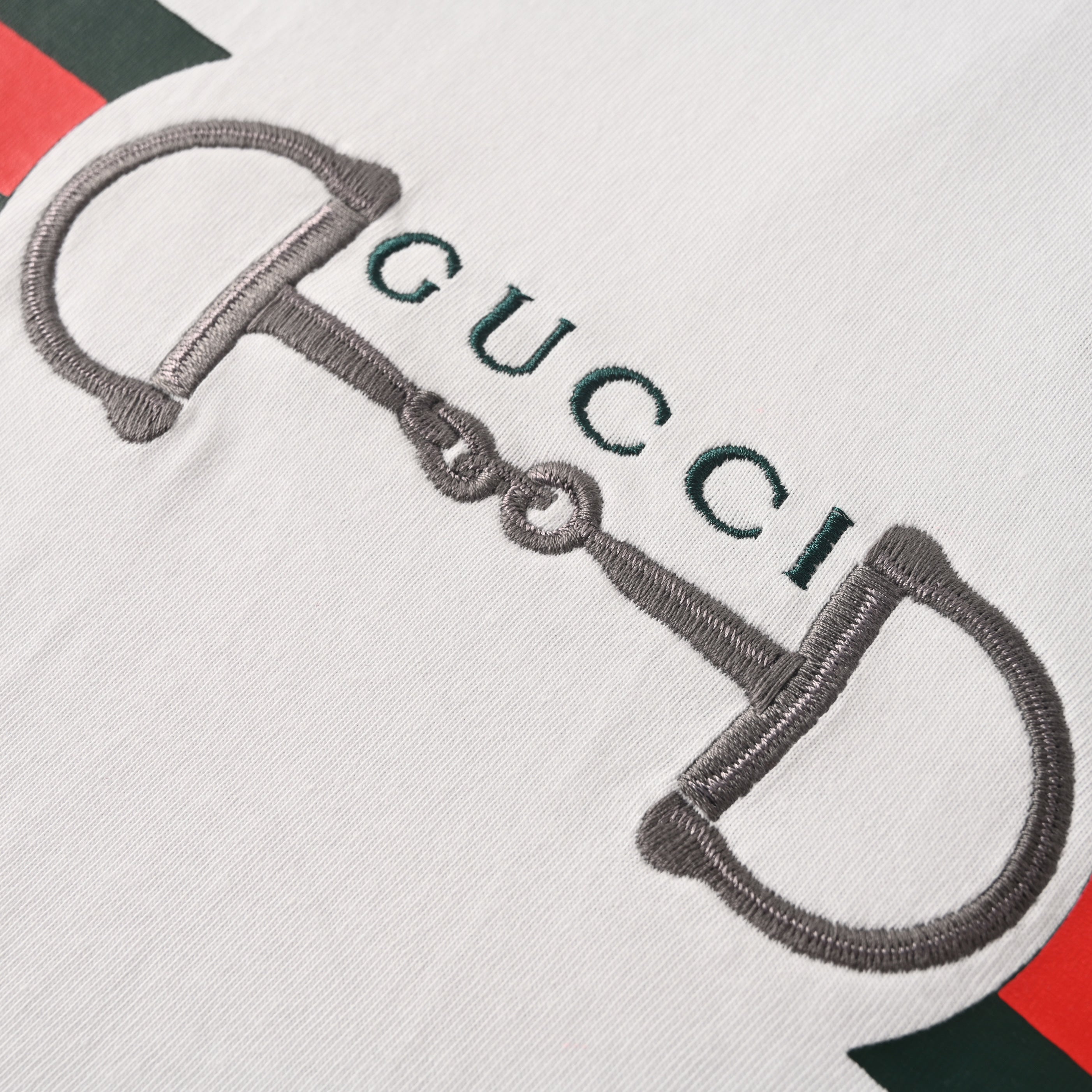 New brand new Gucci T-shirt