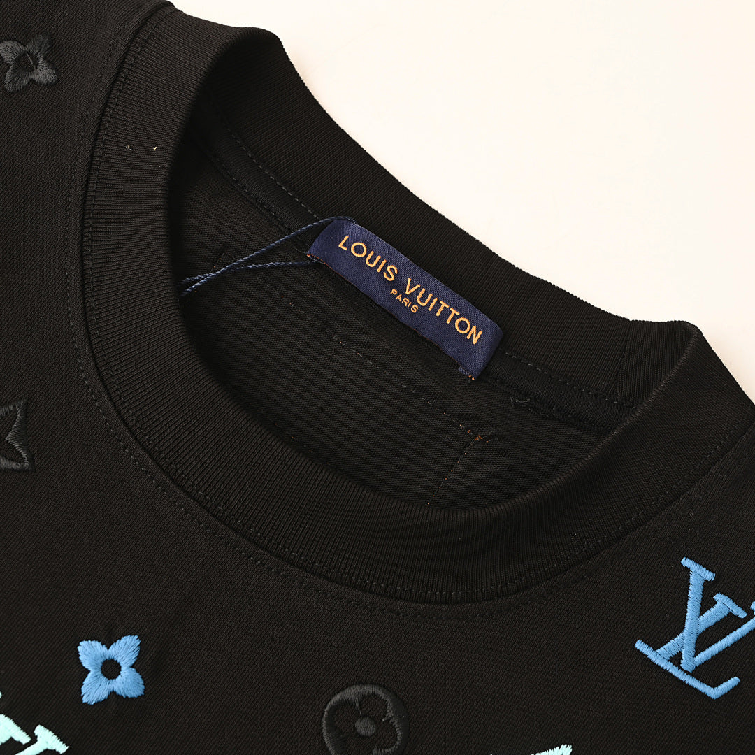 Louis Vuitton Trendy Sweatshirt