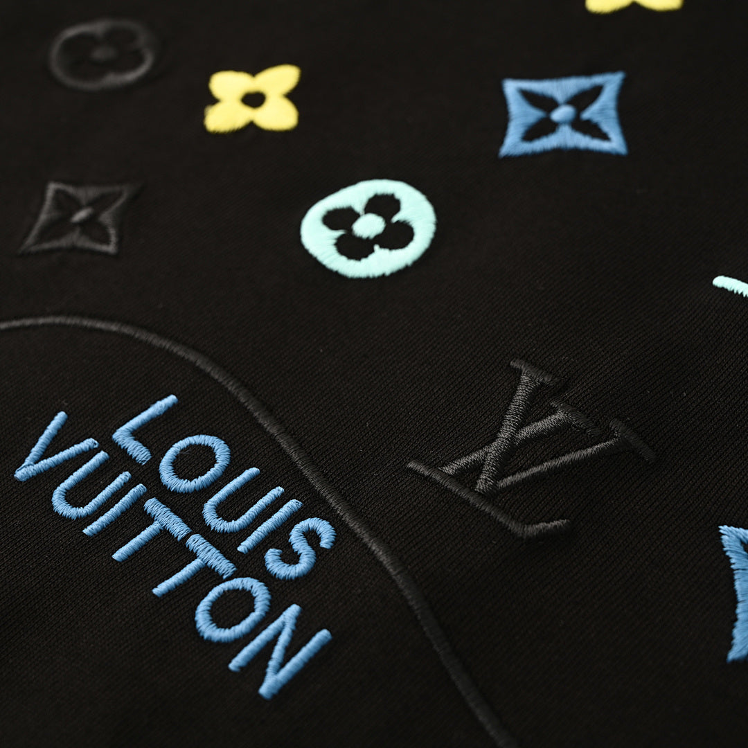 Louis Vuitton Trendy Sweatshirt