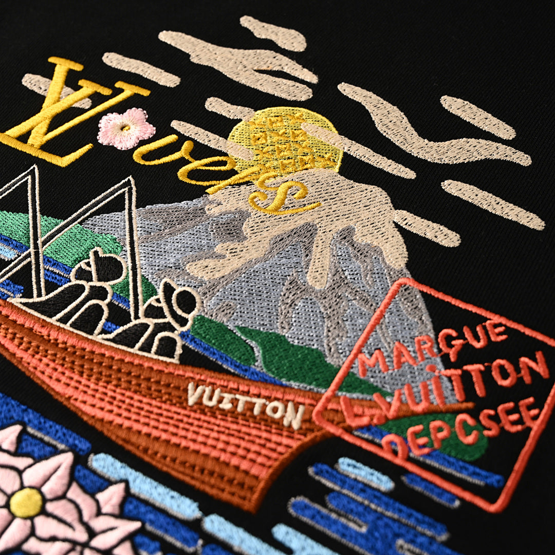 Louis Vuitton Trendy Sweatshirt