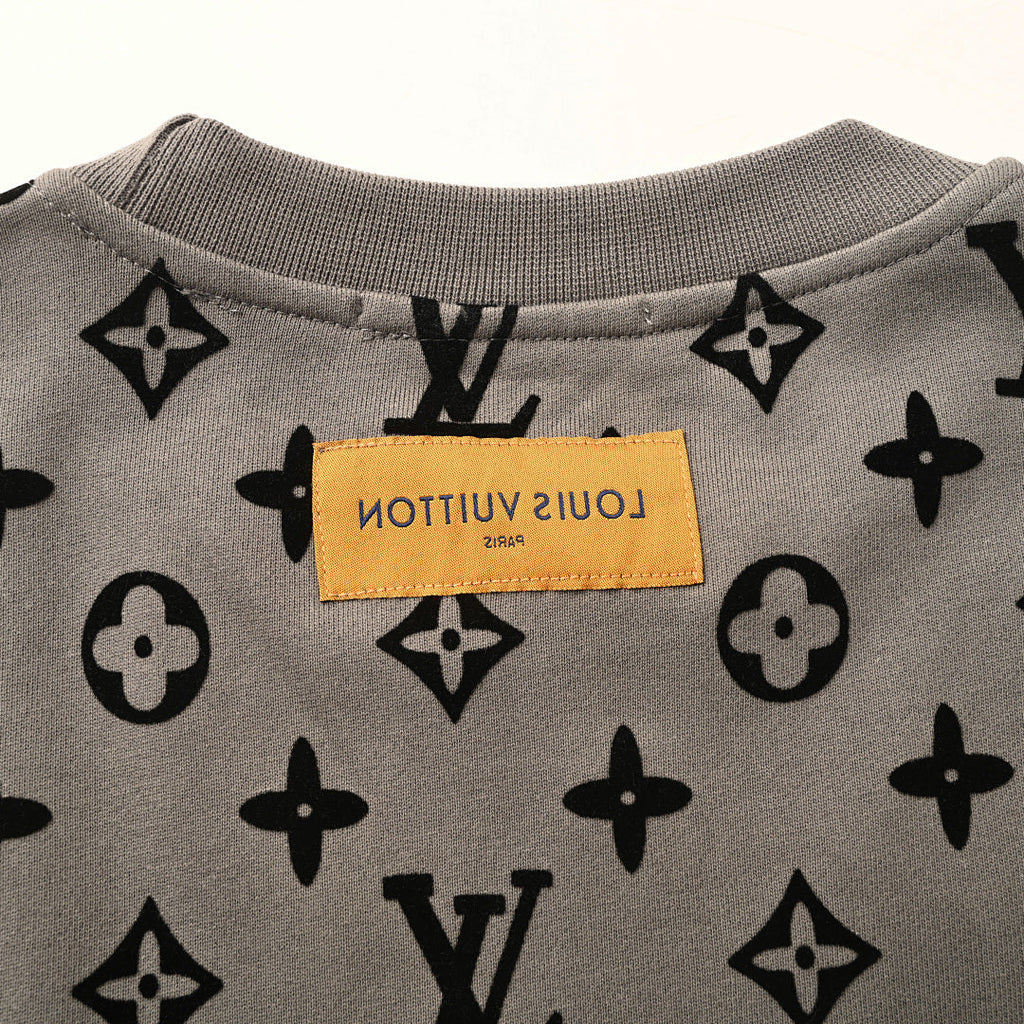 Louis Vuitton Trendy Sweatshirt