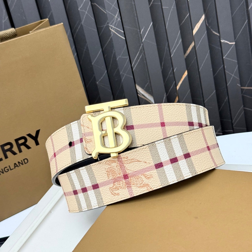Burberry Men‘s Leather Belt – TB Monogram Buckle / Check Pattern
