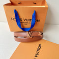 Louis Vuitton-Style Women's Belt — A stylish leather belt featuring a metal buckle, perfect for daily commutes, office wear, and parties; an excellent gift choice for Mother's Day or Valentine's Day.