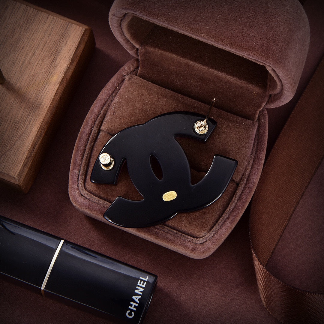 Chanel Pink 18K Gold Brooch