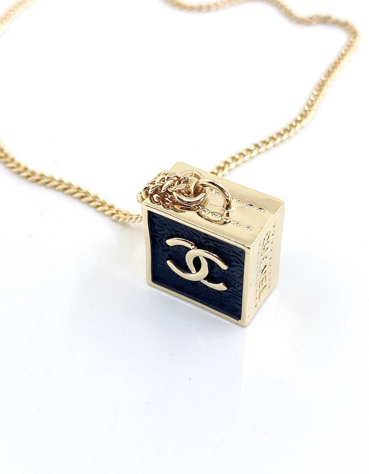 Chanel Square Pendant 18K Gold Necklace